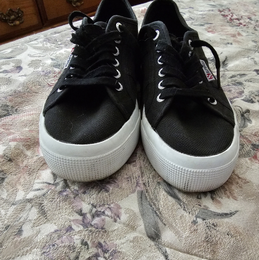 Superga sneakers